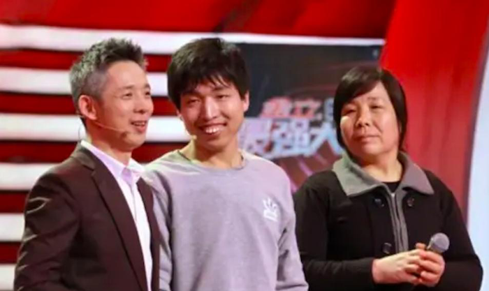 《最强大脑》第3期之“中国雨人” 周玮_ 世界孤独症关注日 | 让来自星星的孩子，不再孤单_腾博会官网基因